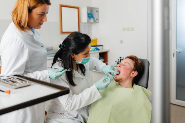 Best Pediatric Emergency Dentist in Rshfield Hills, MA